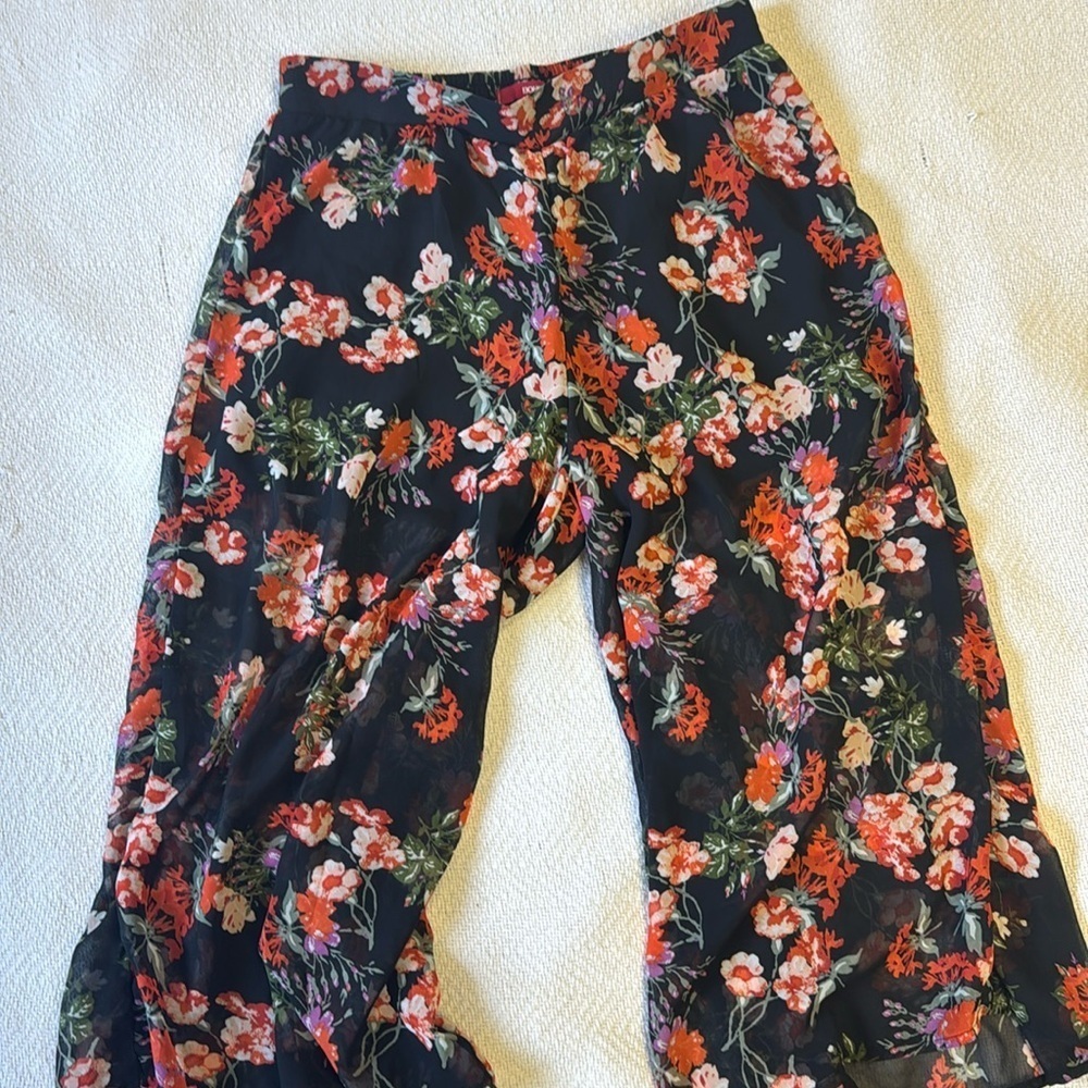 Bongo Sheer Pants With Shorts. Size S.